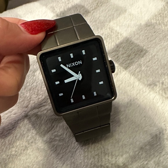 Nixon The Quattro Gunmetal watch - Picture 2 of 7